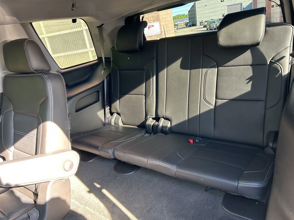 Used 2017 GMC Yukon Denali w/ Open Road Package AWD/4WD image 28