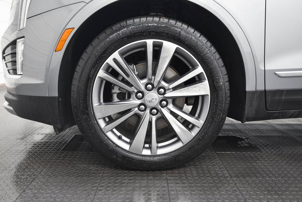 Used 2025 Cadillac XT5 Premium Luxury image 8