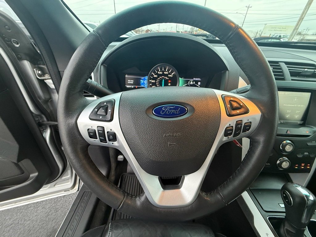 Used 2014 Ford Explorer XLT w/ Equipment Group 202A image 14