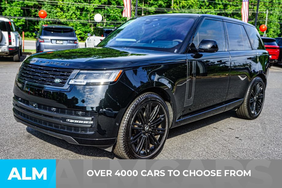 Used 2023 Land Rover Range Rover SE AWD/4WD image 3