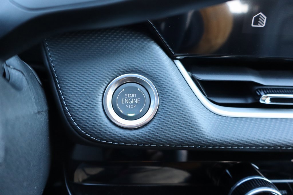 New 2026 Chevrolet Equinox LT w/ Convenience Package II image 13