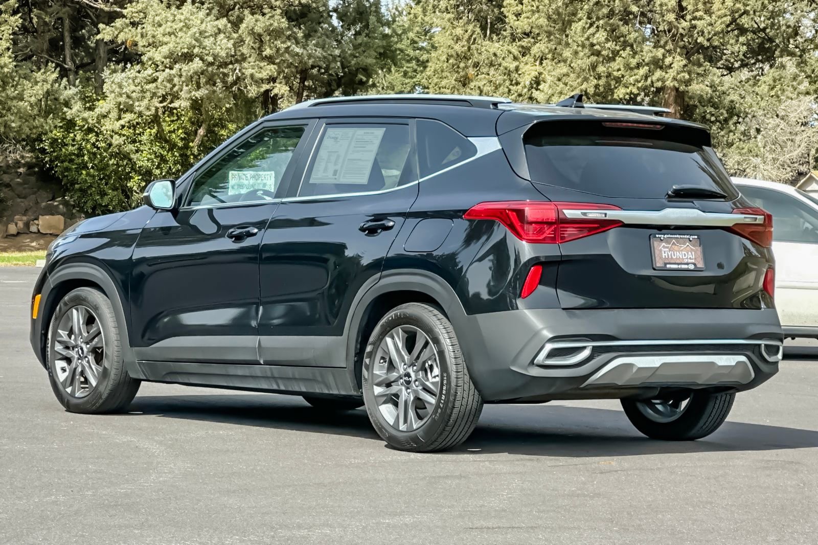 Used 2023 Kia Seltos S w/ Navigation Package image 6