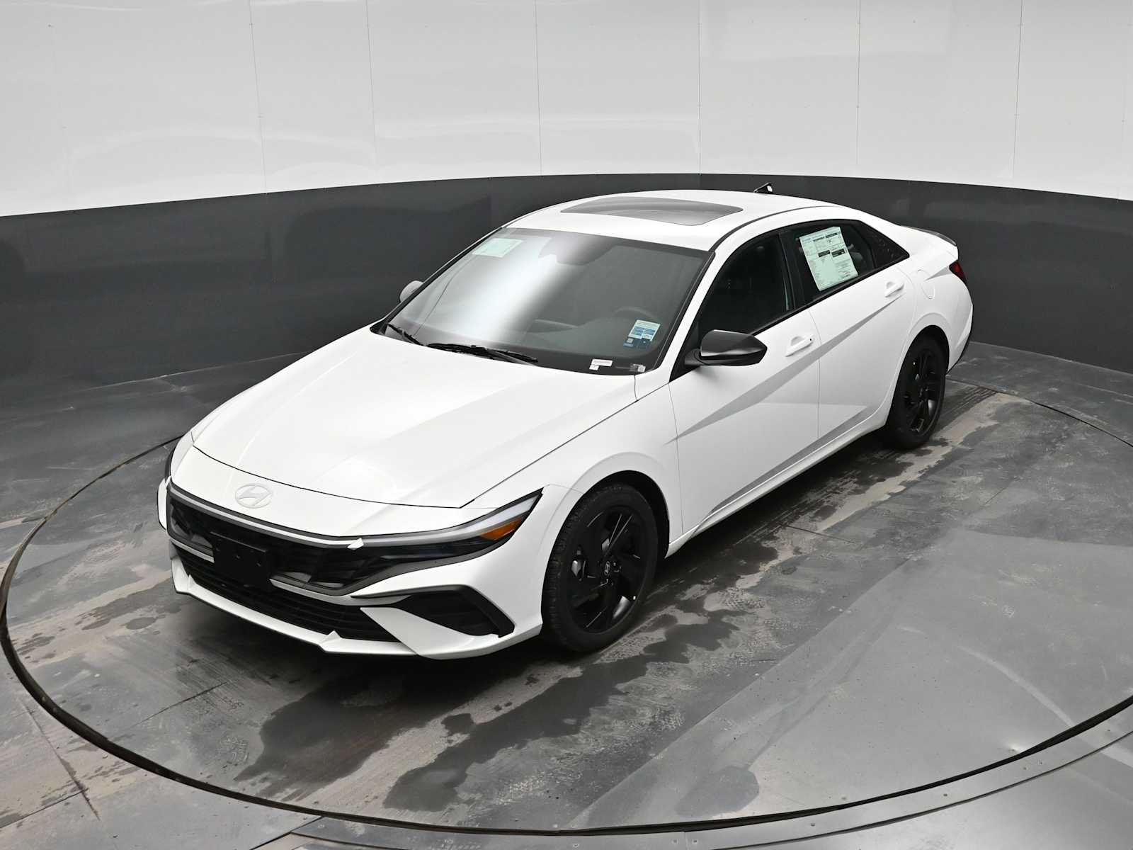 New 2026 Hyundai Elantra SEL Sport FWD image 26