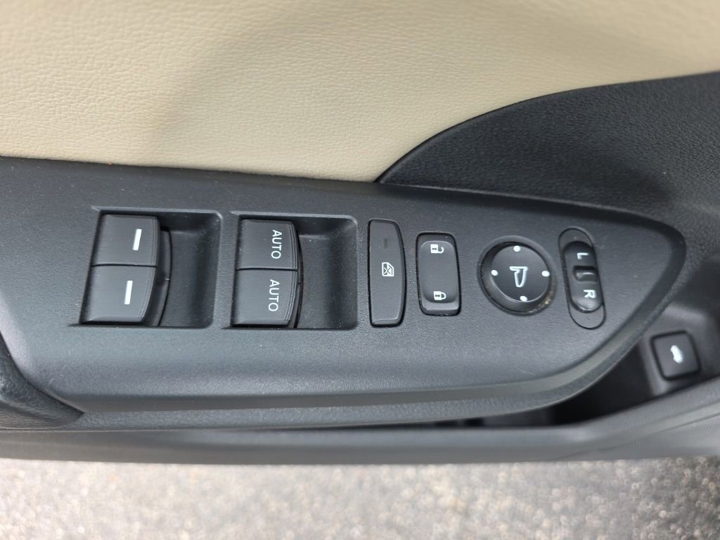 Used 2016 Honda Civic EX-L image 12