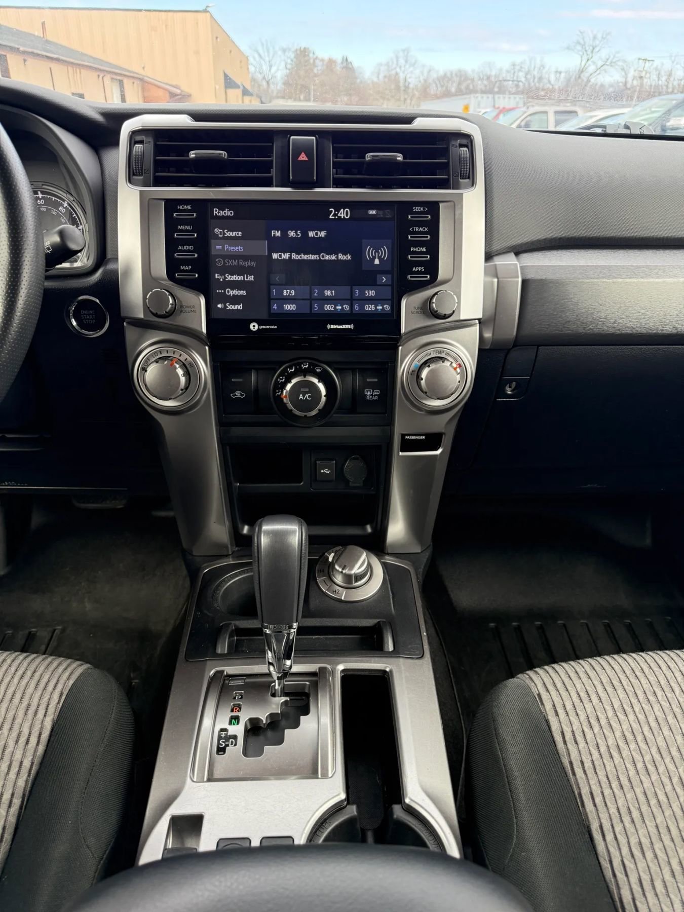 Used 2022 Toyota 4Runner SR5 AWD/4WD image 25