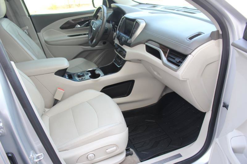 Used 2020 GMC Terrain Denali w/ Denali Premium Package AWD/4WD image 24