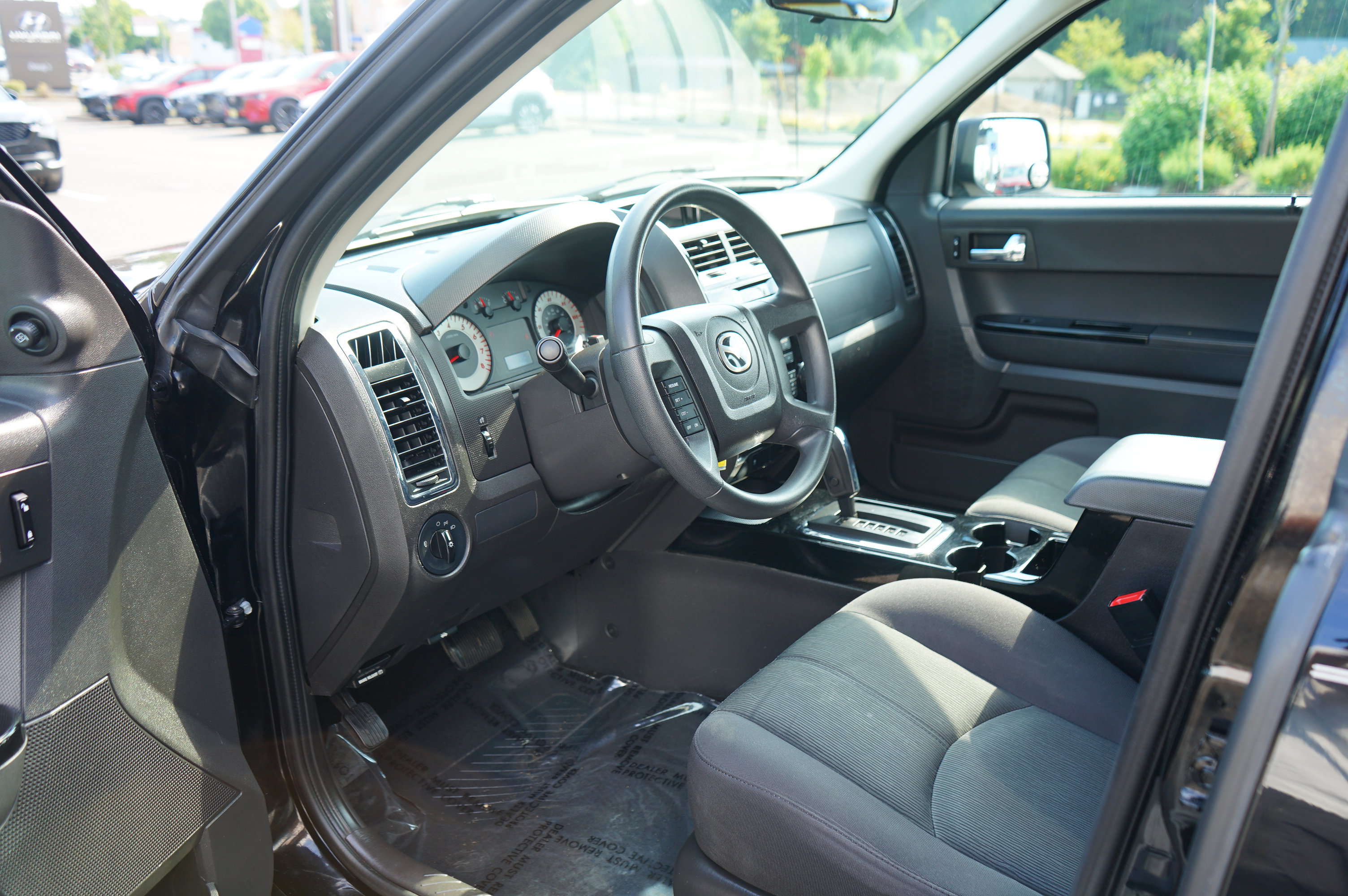 Used 2008 MAZDA Tribute i Sport FWD image 13