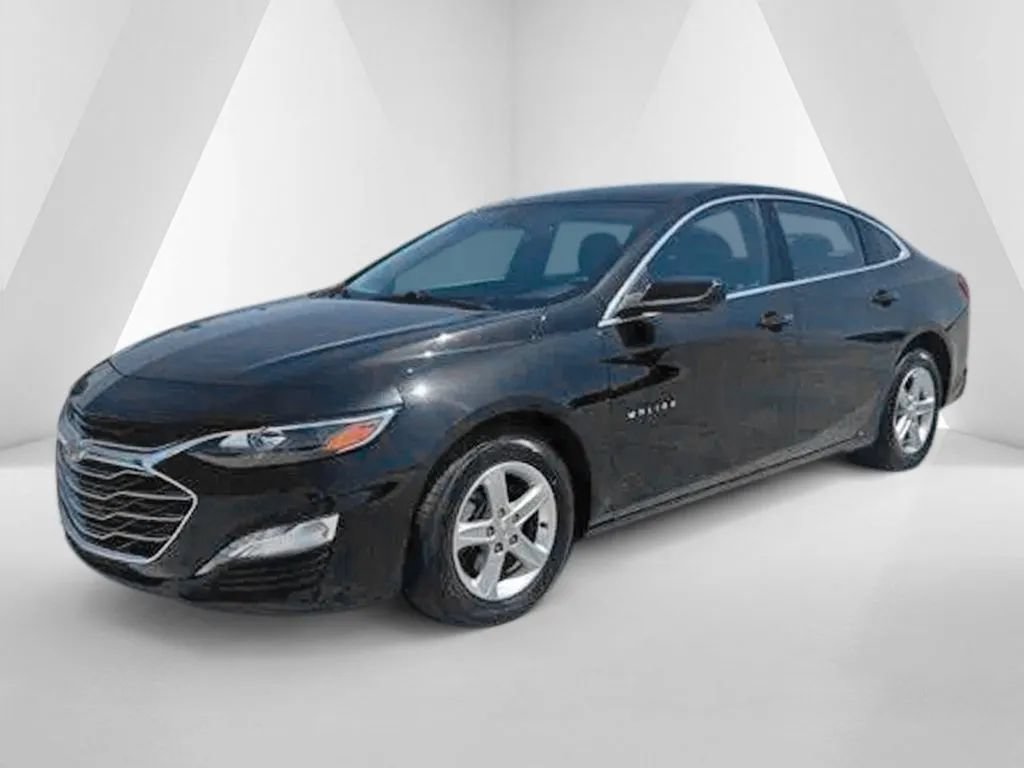 Used 2024 Chevrolet Malibu LT FWD image 3