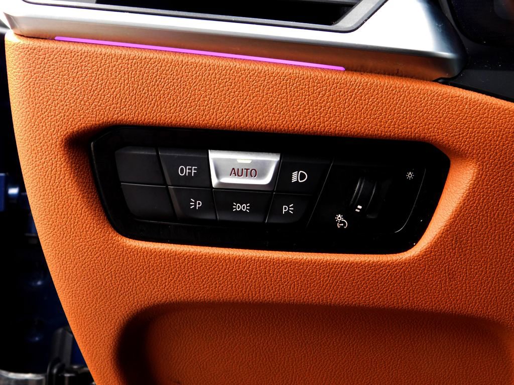 Used 2022 BMW 330i xDrive Sedan w/ Premium Package image 27