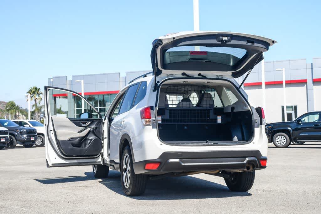 Used 2023 Subaru Forester Premium AWD/4WD image 27