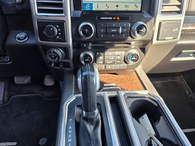 Used 2016 Ford F150 Platinum w/ Equipment Group 701A Luxury image 24