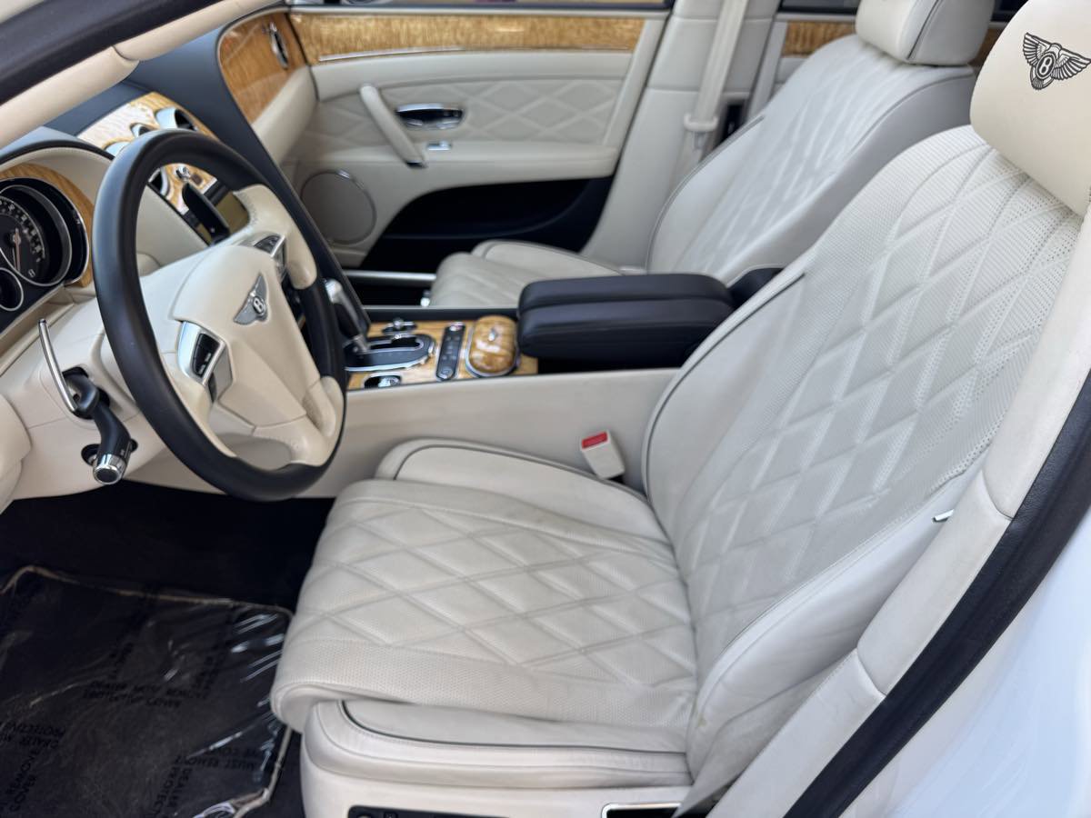 Used 2016 Bentley Flying Spur W12 image 14
