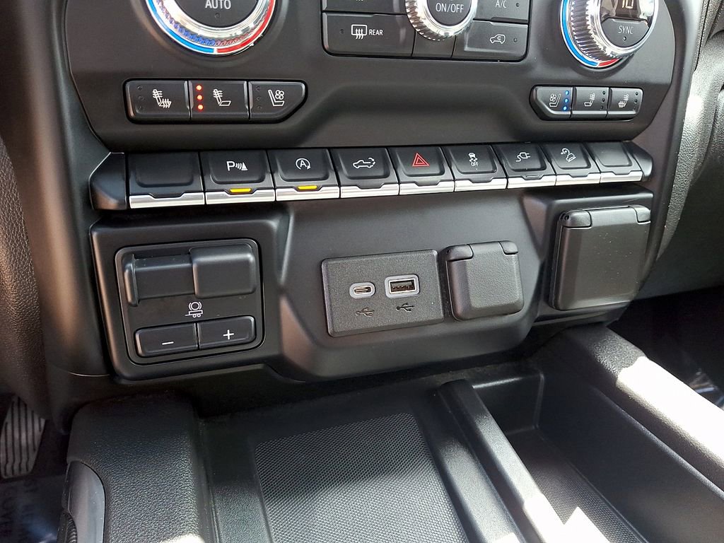 Used 2019 GMC Sierra 1500 AT4 w/ AT4 Premium Package AWD/4WD image 25