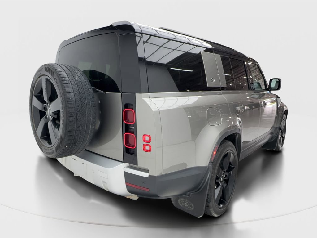Used 2024 Land Rover Defender 130 S image 7