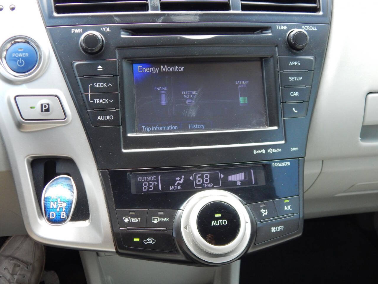 Used 2013 Toyota Prius V Five FWD image 23