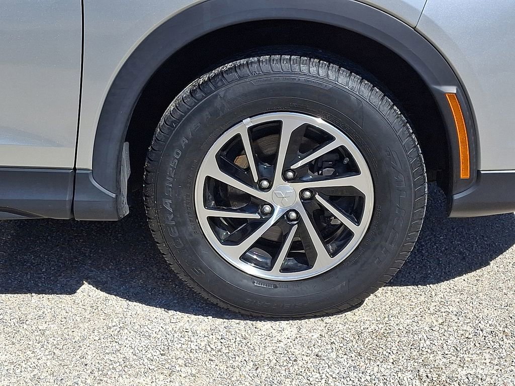 Used 2023 Mitsubishi Eclipse Cross ES image 8