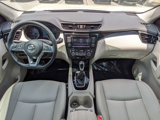 Used 2022 Nissan Rogue Sport SL FWD image 16