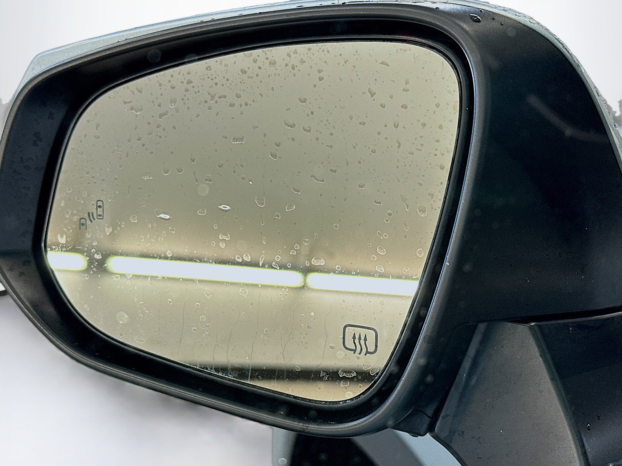 Used 2023 Toyota Highlander LE image 16