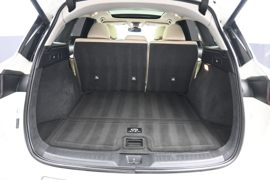 Used 2019 INFINITI QX50 Luxe w/ Navigation Package FWD image 42