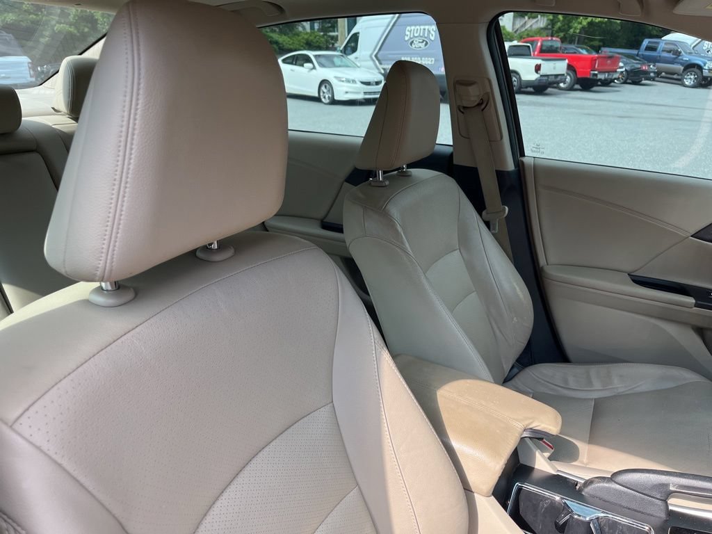 Used 2013 Honda Accord EX-L image 30