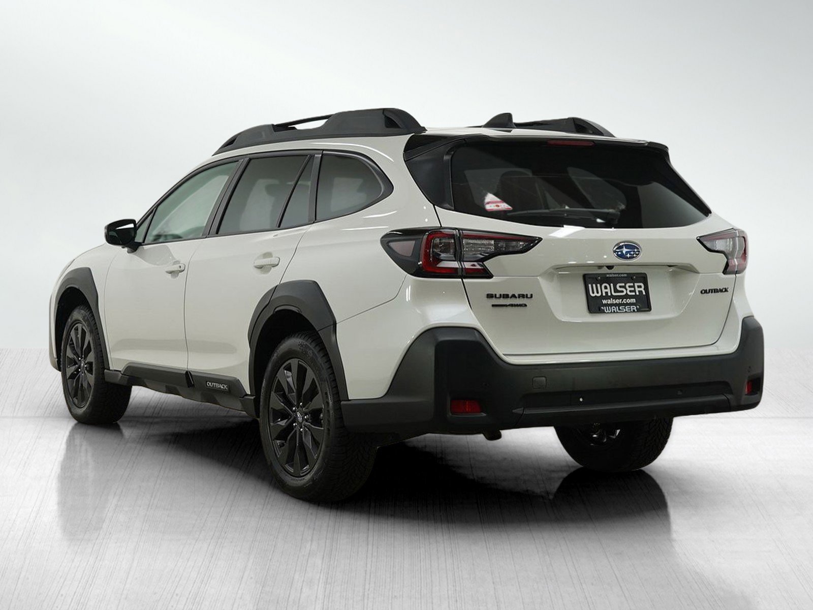 Used 2025 Subaru Outback Onyx Edition image 3