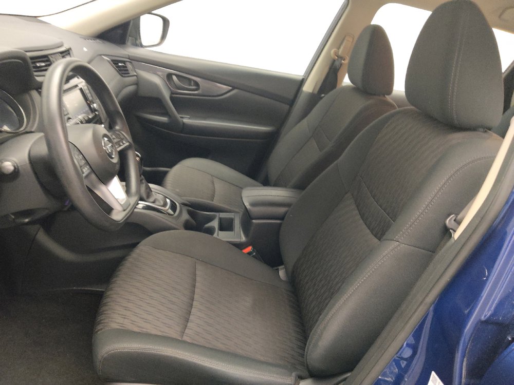 Used 2020 Nissan Rogue S FWD image 17