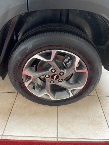 Used 2024 Chevrolet Trax LT w/ Driver Confidence Package image 26