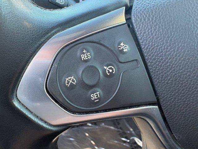 Used 2023 Chevrolet Traverse LT FWD image 21