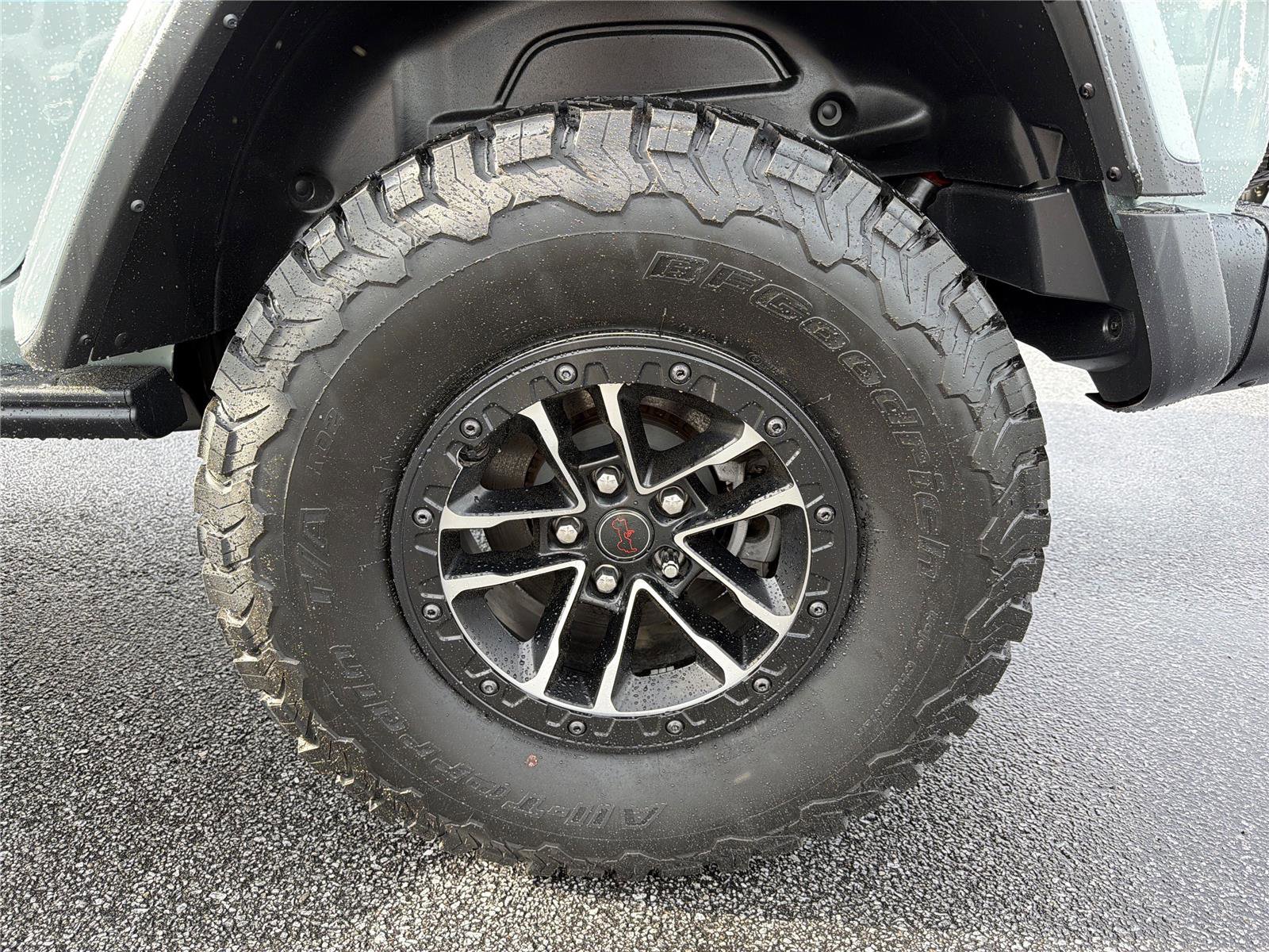 Used 2024 Jeep Wrangler Unlimited Rubicon AWD/4WD image 20