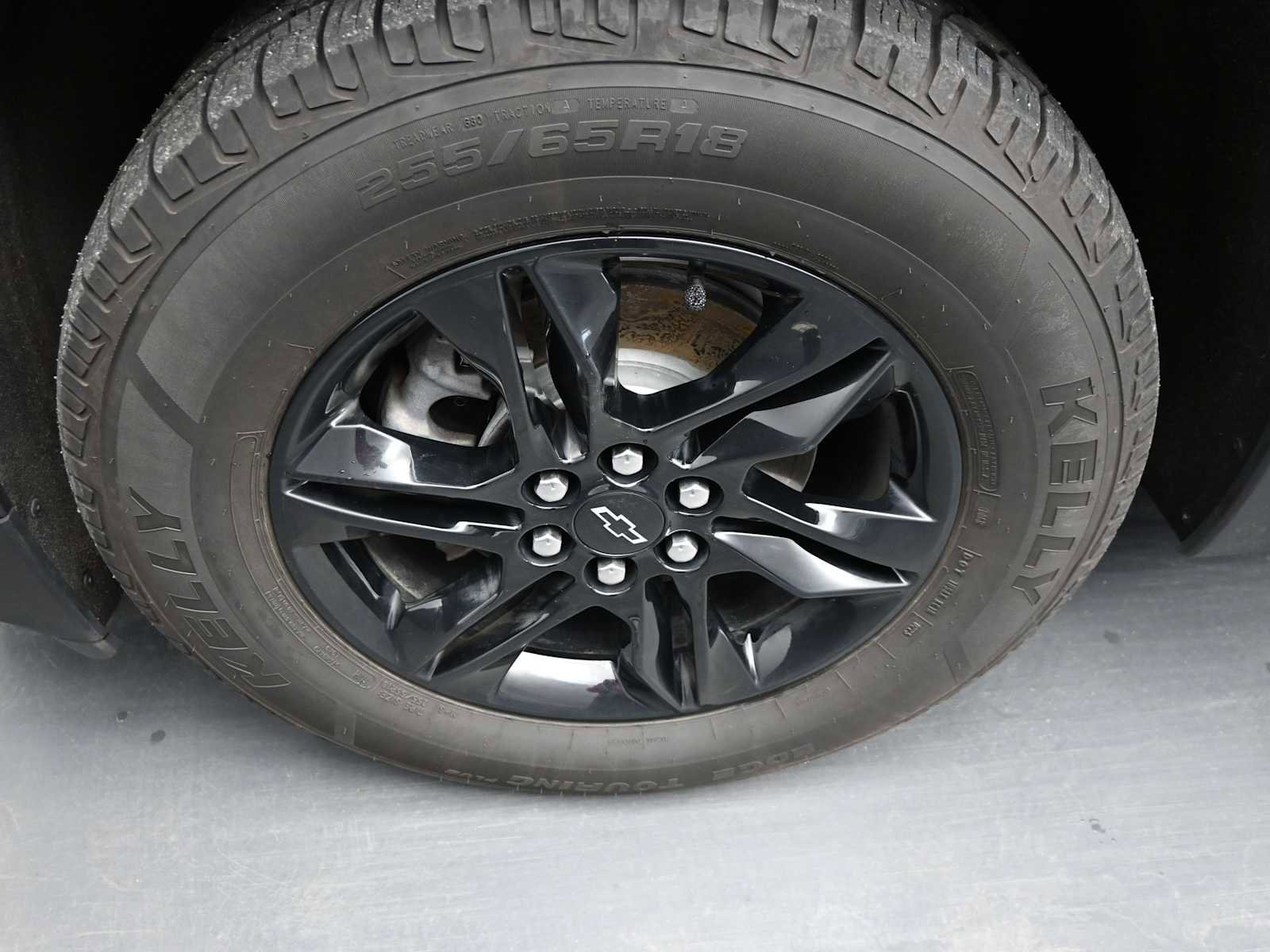 Used 2022 Chevrolet Traverse LT w/ Midnight/Sport Edition image 27