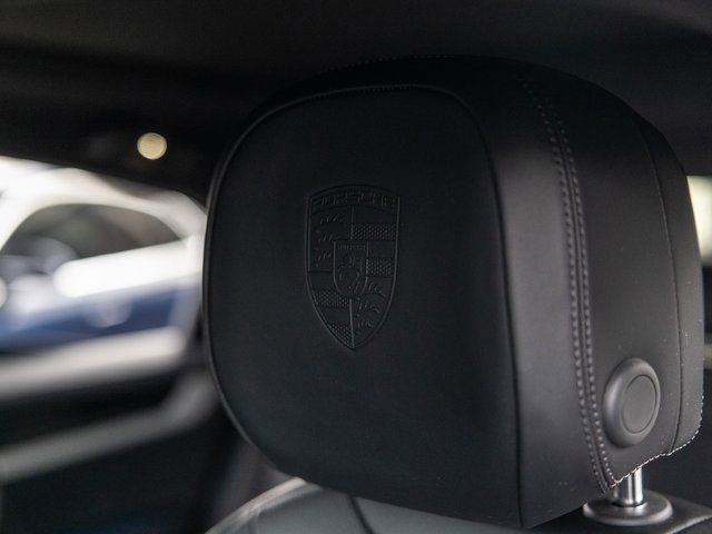 Certified 2025 Porsche Cayenne Coupe image 29