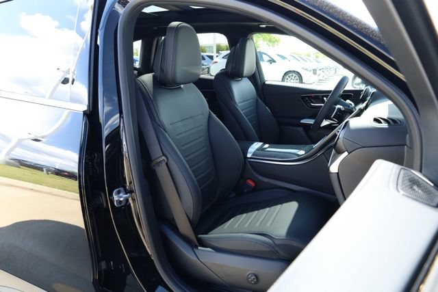 Used 2026 Mercedes-Benz GLC 300 image 27