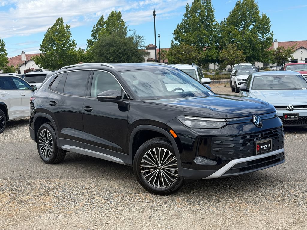 New 2026 Volkswagen Tiguan S AWD/4WD image 3