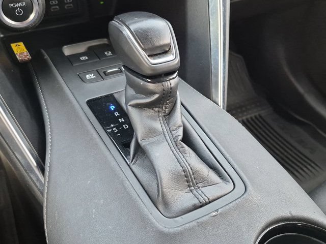 Certified 2024 Toyota Venza LE AWD/4WD image 15
