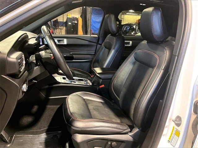 Used 2023 Ford Explorer ST-Line w/ Class IV Trailer Tow Package image 21