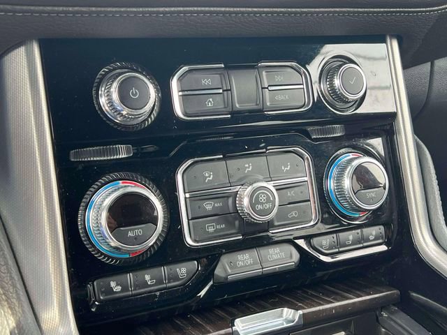 Used 2021 GMC Yukon XL Denali w/ Denali Ultimate Package image 30