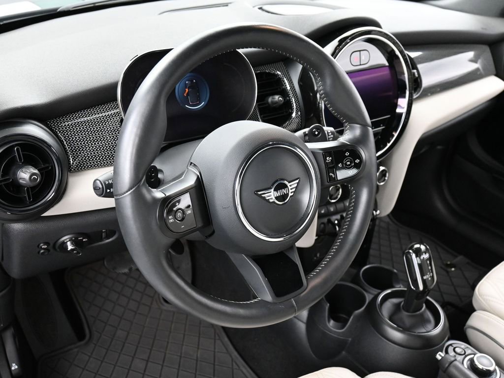 Used 2024 MINI Cooper S w/ Signature Upholstery Package image 17