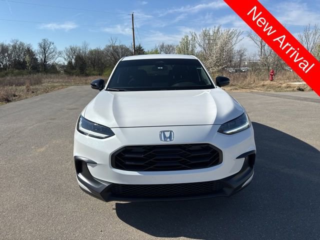 Used 2025 Honda HR-V Sport image 8