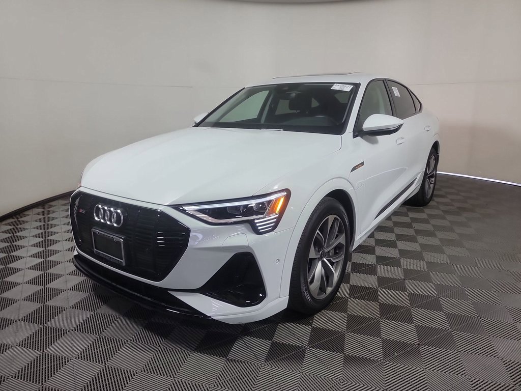 Used 2021 Audi e-tron Premium Plus w/ Premium Plus Package
