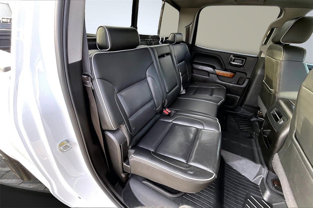 Used 2019 Chevrolet Silverado 3500 High Country w/ Duramax Plus Package image 28