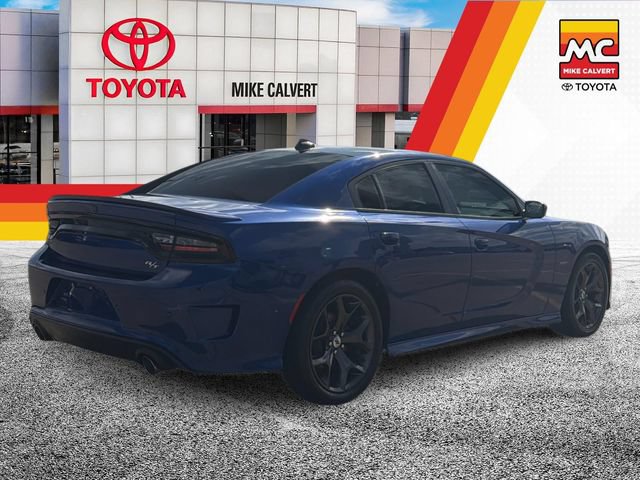 Used 2018 Dodge Charger R/T w/ Plus Group RWD image 5
