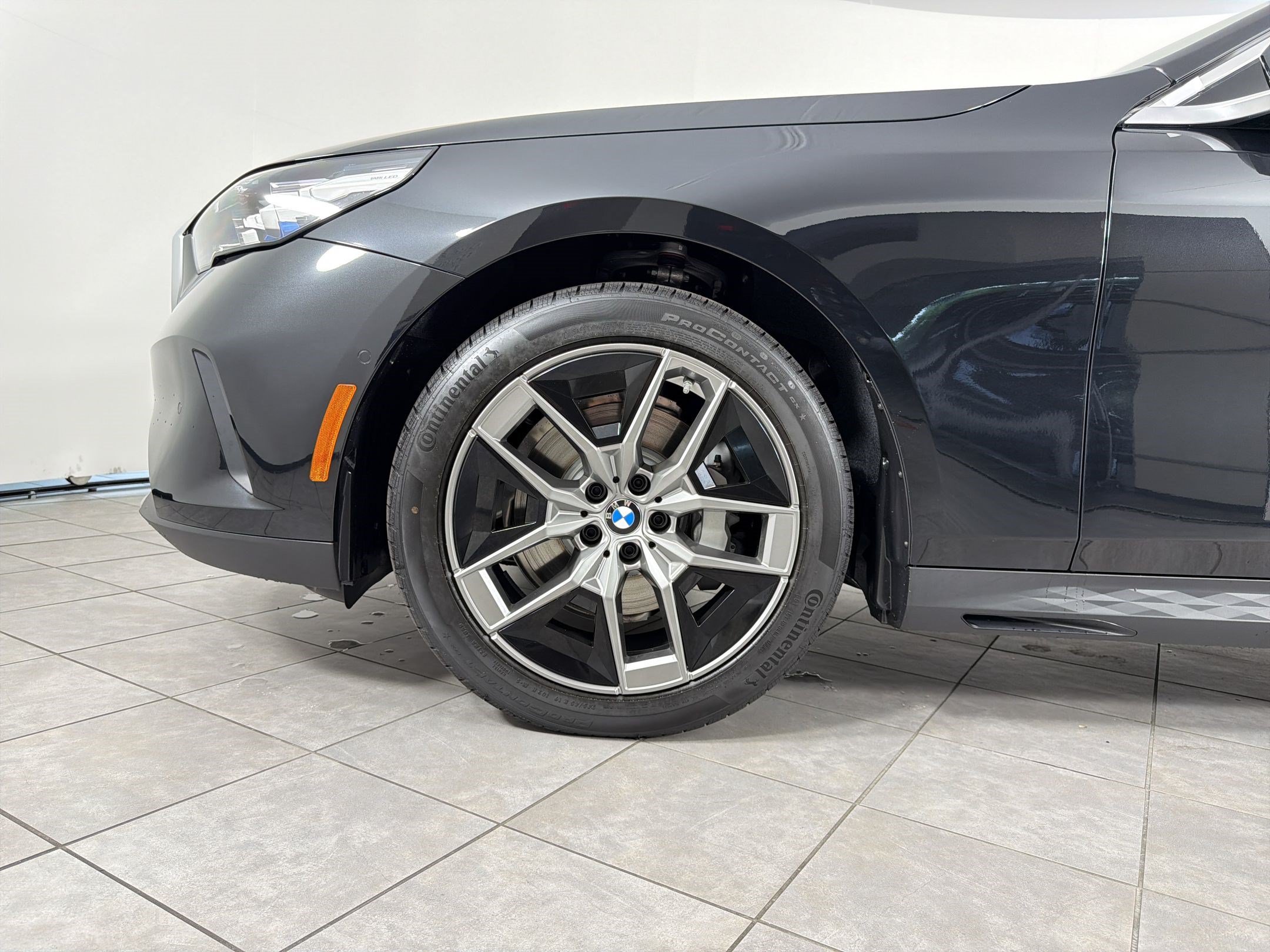 New 2027 BMW 530i RWD image 11