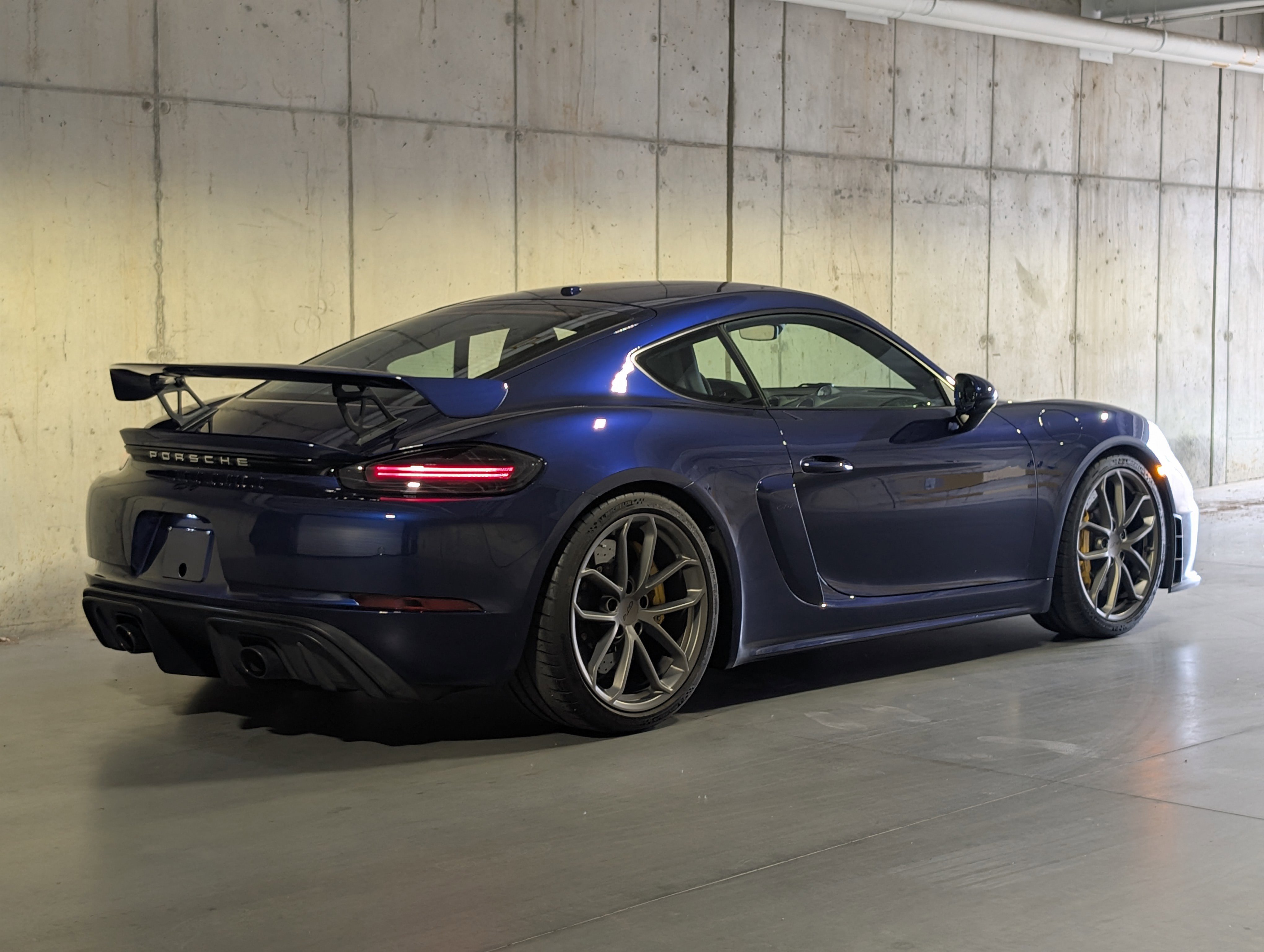 Certified 2021 Porsche 718 Cayman GT4 RWD image 8