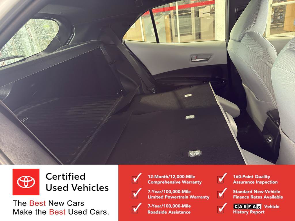 Used 2025 Toyota Corolla SE FWD image 11