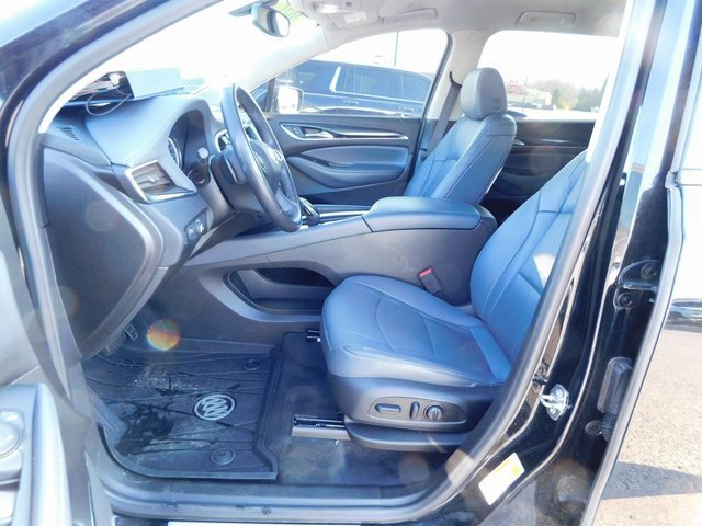 Used 2021 Buick Enclave Essence w/ Sport Touring Edition image 11