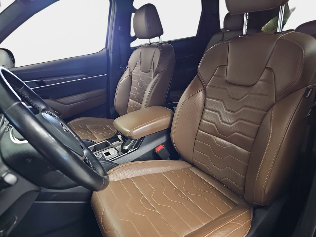 Used 2021 Kia Telluride SX w/ SX Prestige Package AWD/4WD image 16