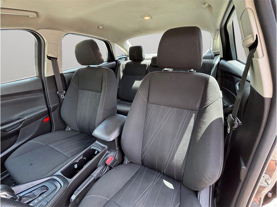 Used 2017 Ford Focus SE FWD image 14