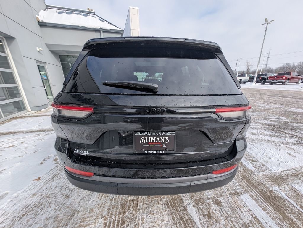 New 2026 Jeep Grand Cherokee Limited w/ Limited Altitude Package image 10