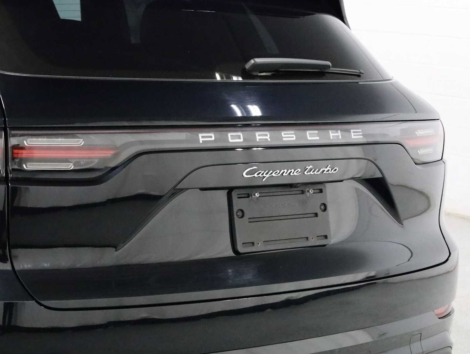 Used 2019 Porsche Cayenne Turbo AWD/4WD image 8