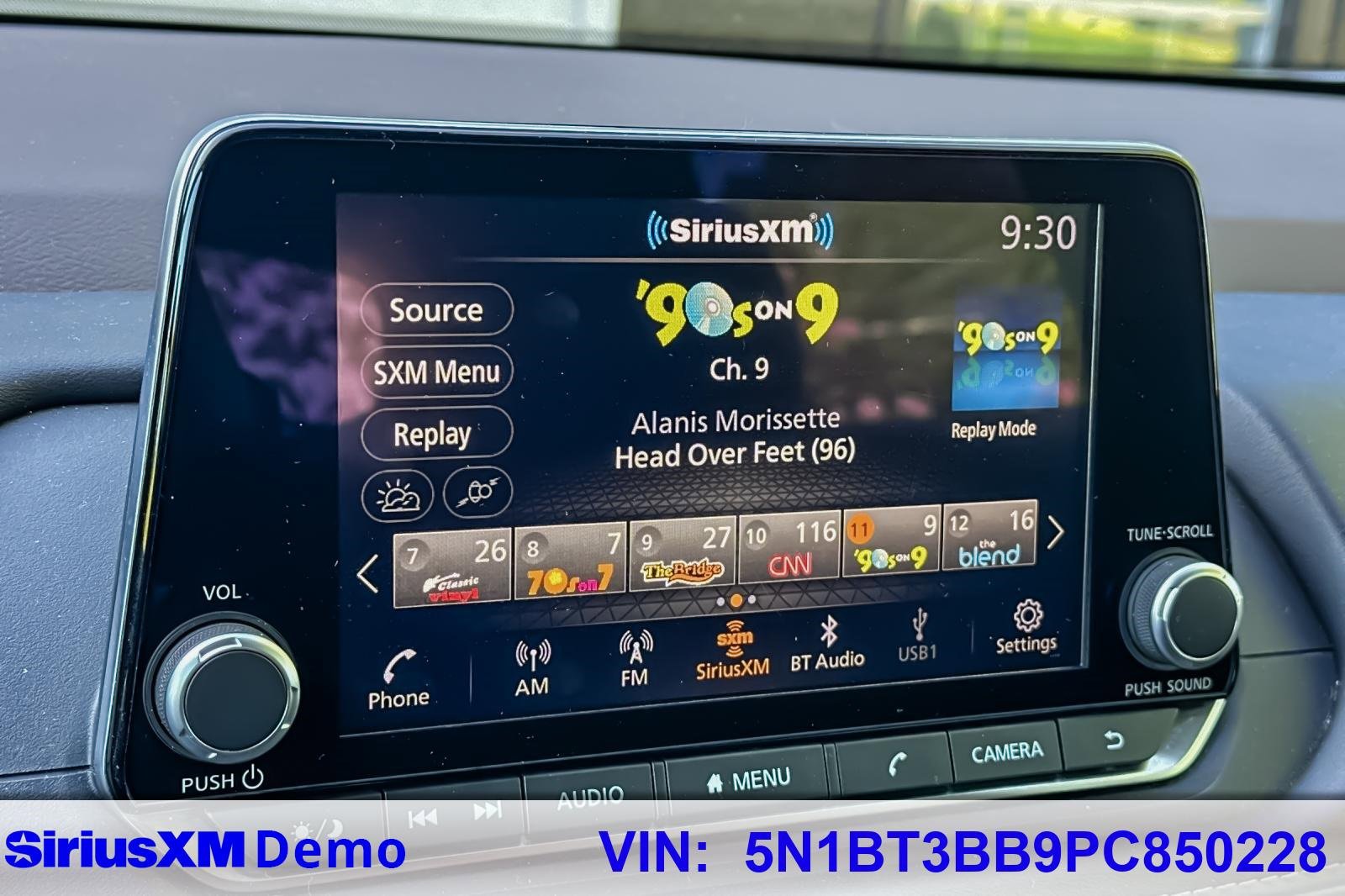 Used 2023 Nissan Rogue SV image 49